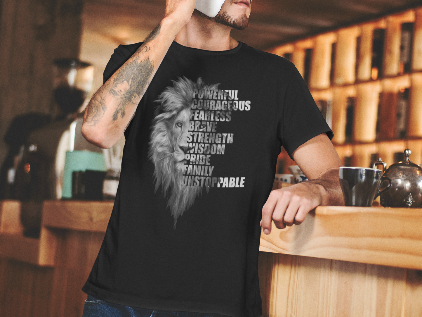 Short Sleeve Lion T-Shirt (Unisex)